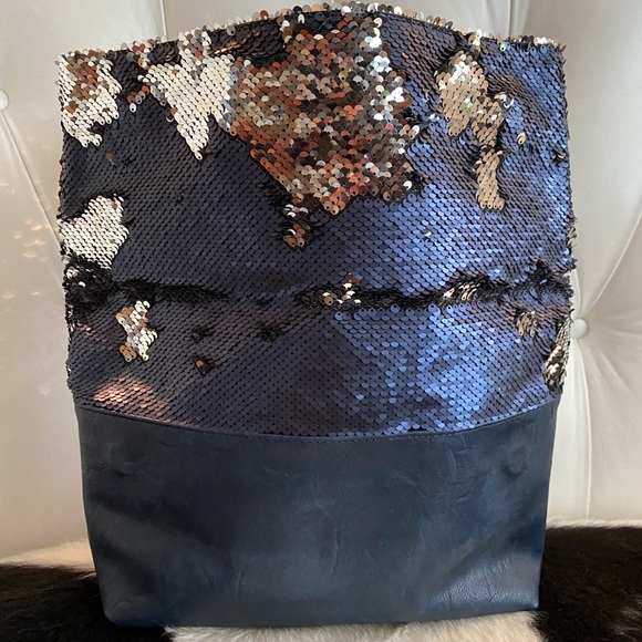 NWT Anthropologie sequin folder clutch purse in navy - Picture 7 of 8